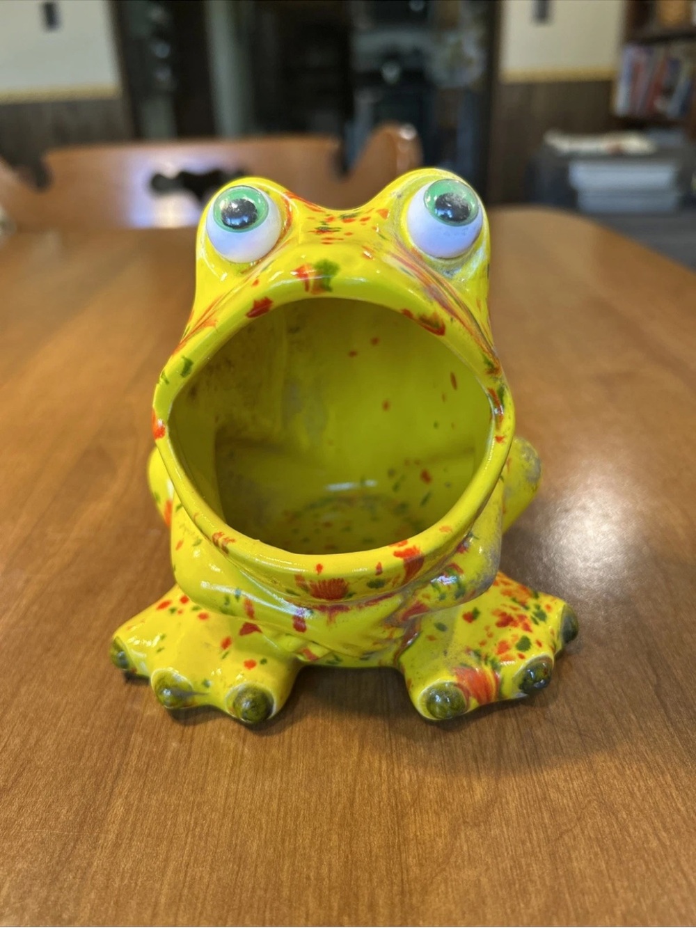 Vintage Yellow Speckled Ceramic Frog Scour pad holder